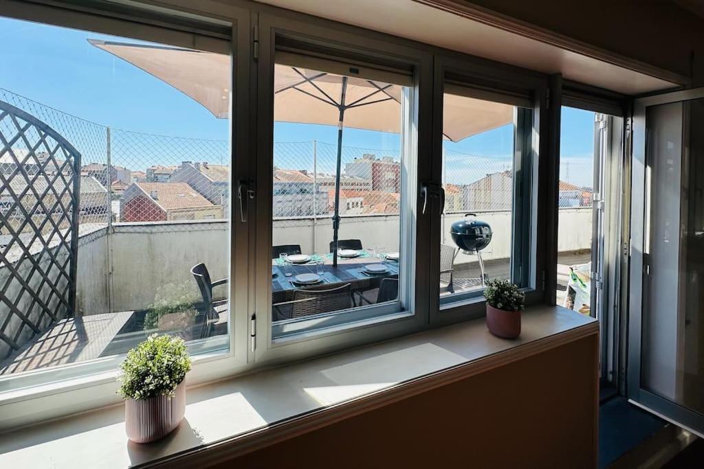 Renovado Com Ac, 2 Wc Completos, Terraco E Garagem Apartment Porto Exterior photo